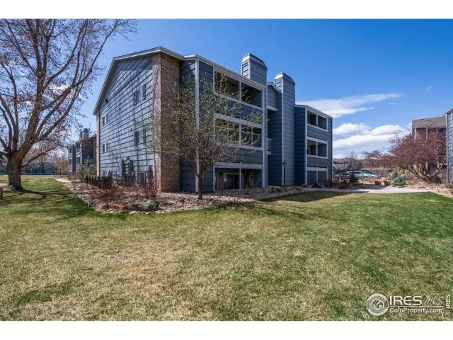 MLS: 938191 Condo For Sale