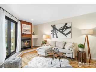 Photo #3: 938231 Listing 