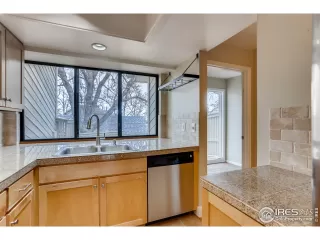 Photo #4: 938313 Listing 