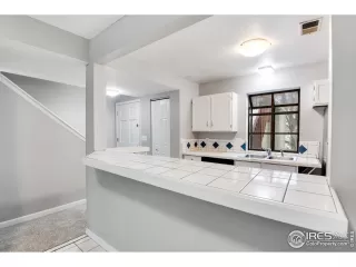 Photo #6: 938444 Listing 