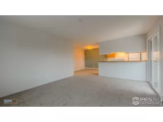 Photo #4: 938450 Listing