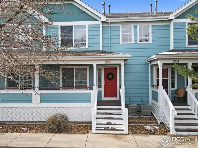 MLS: 938461 Condo For Sale