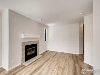 Photo #4: 938463 Listing