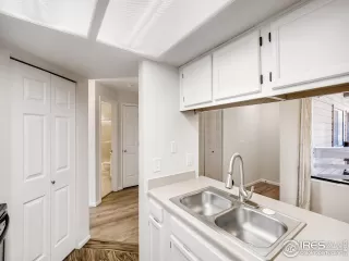 Photo #5: 938463 Listing