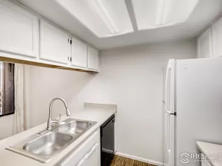 Photo #6: 938463 Listing