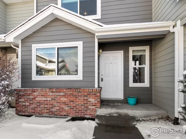 MLS: 938483 Condo For Sale