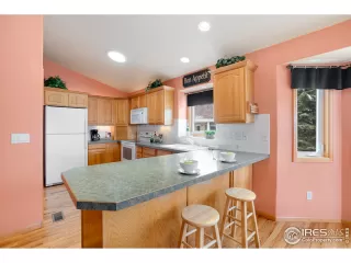 Photo #5: 938511 Listing 