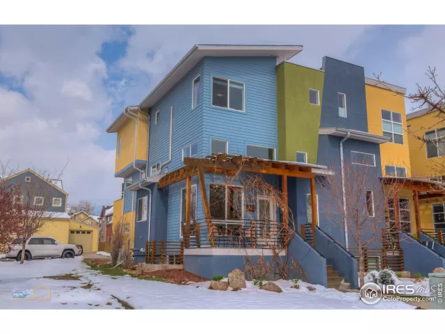 MLS: 938542 Condo For Sale