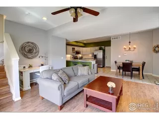 Photo #4: 938690 Listing