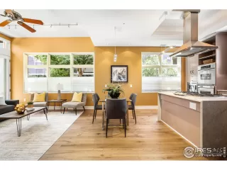 Photo #3: 938694 Listing