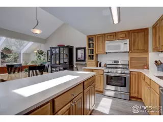 Photo #5: 938767 Listing