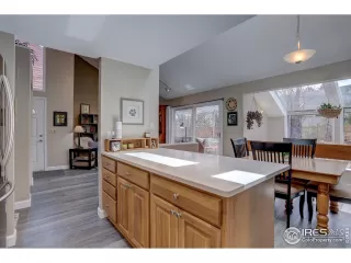 Photo #6: 938767 Listing