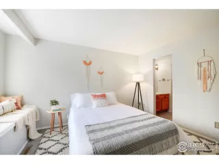 Photo #6: 938856 Listing