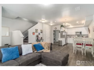 Photo #2: 938897 Listing