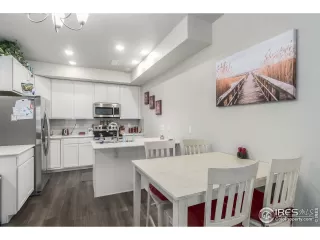 Photo #5: 938897 Listing