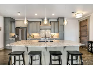 Photo #6: 938908 Listing