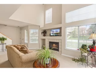 Photo #4: 938949 Listing