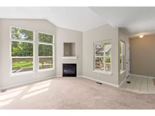 Photo #6: 9390195 Listing