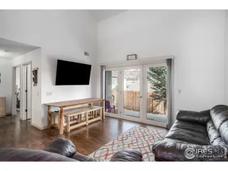 Photo #4: 939041 Listing