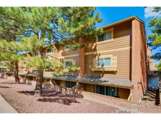 Photo #4: 939067 Listing