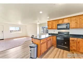 Photo #5: 939091 Listing