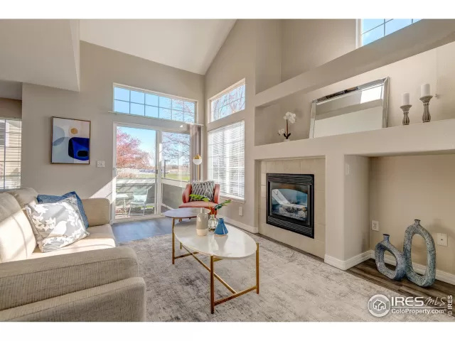 MLS: 939140 Condo For Sale