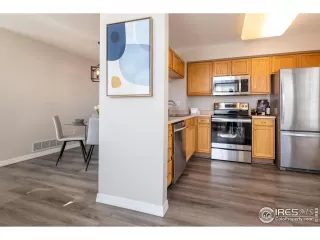 Photo #6: 939140 Listing