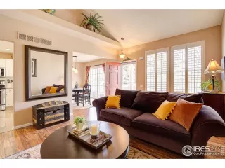 Photo #5: 939167 Listing