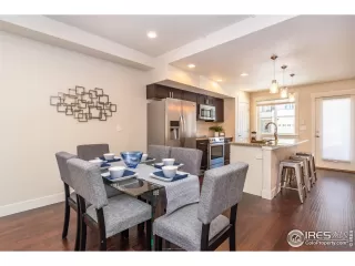 Photo #5: 939478 Listing