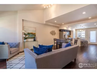 Photo #6: 939478 Listing