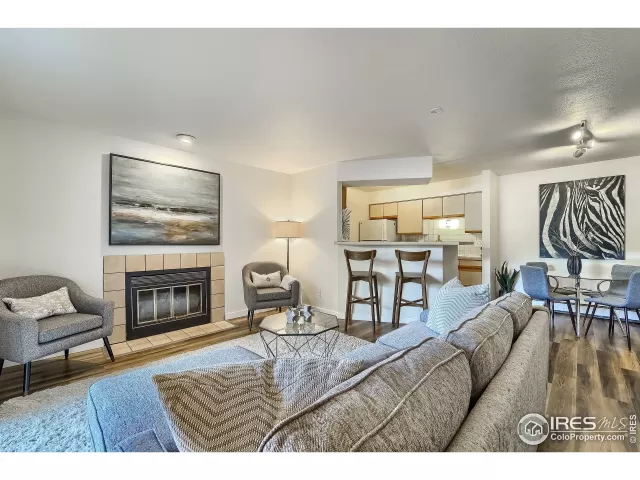 MLS: 939487 Condo For Sale