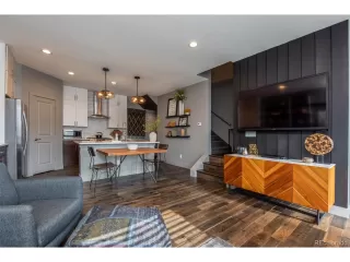 Photo #5: 9395017 Listing 