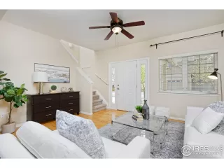 Photo #4: 939534 Listing