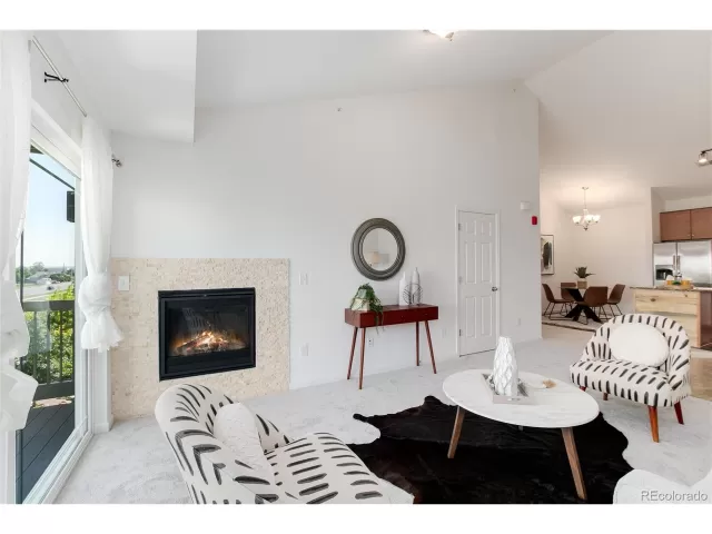 MLS: 9395397 Condo For Sale