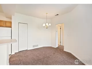 Photo #5: 939544 Listing