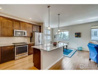 Photo #4: 939549 Listing 