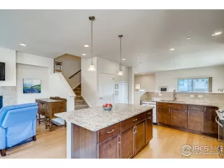 Photo #5: 939549 Listing 