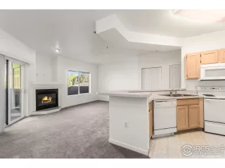 Photo #5: 939582 Listing