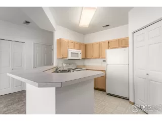 Photo #6: 939582 Listing