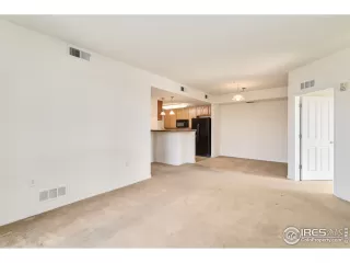 Photo #4: 939596 Listing