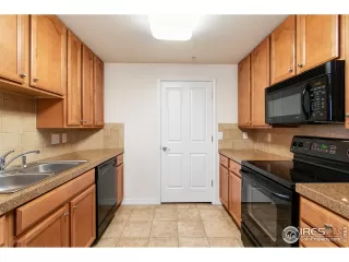 Photo #5: 939596 Listing