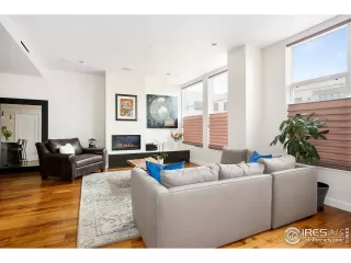 Photo #1: 939622 Listing