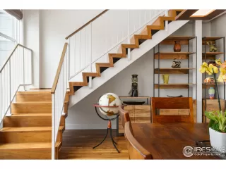 Photo #4: 939622 Listing