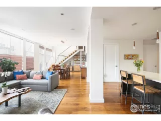 Photo #6: 939622 Listing