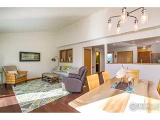 Photo #4: 939643 Listing