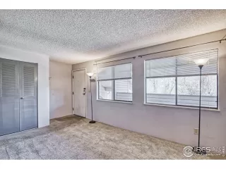 Photo #2: 939647 Listing