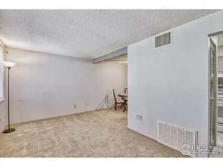 Photo #4: 939647 Listing