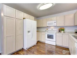 Photo #6: 939702 Listing