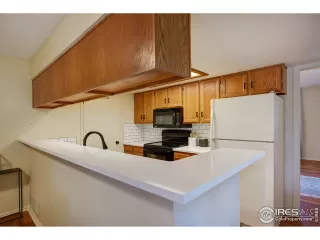 Photo #6: 939727 Listing 