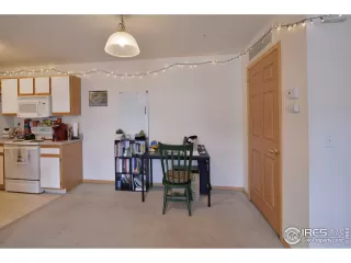 Photo #3: 939744 Listing